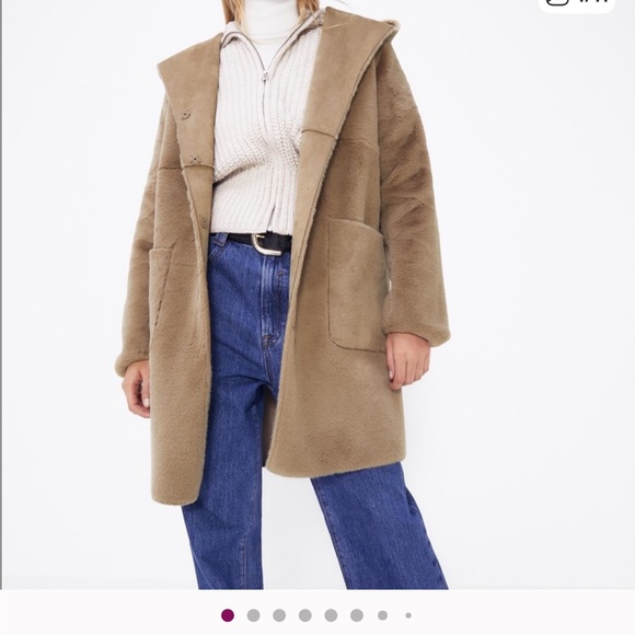 Zara reversible faux fur Hooded Coat - Picture 4 of 11